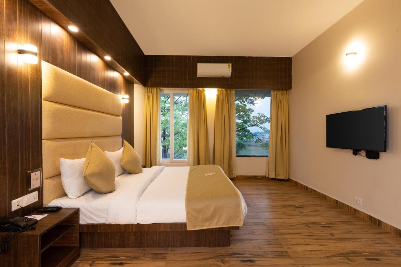 The Solitaire Dehradun Exterior foto